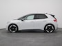 Volkswagen ID.3 First Max 58 kWh | PANO | CAMERA | HUD | ADAPTIVE | STOEL- EN STUURVERW.