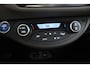 Toyota Yaris 1.5 Hybrid Bi-Tone | Cruise Control | Panoramadak | Parkeersensoren |