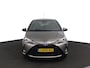 Toyota Yaris 1.5 Hybrid Bi-Tone | Cruise Control | Panoramadak | Parkeersensoren |