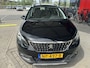 Peugeot 2008 1.2 PT ALLURE +ECC/PANODAK/LMV/CRUISE/HALF LEDER/APPLE CP