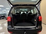 Volkswagen Touran 1.4 TSI Comfortline * Automaat / Panoramadak / Trekhaak / Xenon / NL Auto *