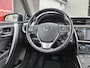 Toyota Auris 1.8 Hybrid Lease CAMERA CRUISE CLIMATE LM VELGEN STOELVERWARMING