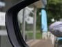 Peugeot 208 GT HYBRID 145pk e-DCS6 automaat, Rijklaarprijs, Camera voor en achter Adaptieve cruise control Keyless entry & start