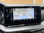 Skoda Octavia Combi 1.0 e-TSI Business Edition Automaat | Trekhaak uitklapbaar | Adaptieve cruise control | Stoelverwarming | Rijstrooksensor | Getint glas | 17 inch lichtmetalen velgen | LED verlichting | Parkeersensoren voor en achter