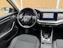 Skoda Octavia Combi 1.0 e-TSI Business Edition Automaat | Trekhaak uitklapbaar | Adaptieve cruise control | Stoelverwarming | Rijstrooksensor | Getint glas | 17 inch lichtmetalen velgen | LED verlichting | Parkeersensoren voor en achter