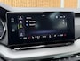 Skoda Octavia Combi 1.0 e-TSI Business Edition Automaat | Trekhaak uitklapbaar | Adaptieve cruise control | Stoelverwarming | Rijstrooksensor | Getint glas | 17 inch lichtmetalen velgen | LED verlichting | Parkeersensoren voor en achter