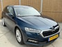 Skoda Octavia Combi 1.0 e-TSI Business Edition Automaat | Trekhaak uitklapbaar | Adaptieve cruise control | Stoelverwarming | Rijstrooksensor | Getint glas | 17 inch lichtmetalen velgen | LED verlichting | Parkeersensoren voor en achter