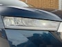Skoda Octavia Combi 1.0 e-TSI Business Edition Automaat | Trekhaak uitklapbaar | Adaptieve cruise control | Stoelverwarming | Rijstrooksensor | Getint glas | 17 inch lichtmetalen velgen | LED verlichting | Parkeersensoren voor en achter