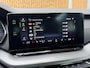 Skoda Octavia Combi 1.0 e-TSI Business Edition Automaat | Trekhaak uitklapbaar | Adaptieve cruise control | Stoelverwarming | Rijstrooksensor | Getint glas | 17 inch lichtmetalen velgen | LED verlichting | Parkeersensoren voor en achter
