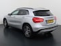Mercedes-Benz GLA 200 // Camera // Navi // Bi-Xenon // 18" Velgen // Dakrails // Parkeersensoren // Privacy Glass // Stoelverwarming