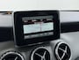 Mercedes-Benz GLA 200 // Camera // Navi // Bi-Xenon // 18" Velgen // Dakrails // Parkeersensoren // Privacy Glass // Stoelverwarming