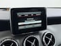 Mercedes-Benz GLA 200 // Camera // Navi // Bi-Xenon // 18" Velgen // Dakrails // Parkeersensoren // Privacy Glass // Stoelverwarming