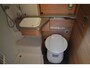 Weinsberg R 51 / 16dkm NAP / Hefbed / NW. Prijs € 107.000,- / Lengtebedden / Luifel / Douche / 130PK