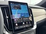 Volvo XC90 T8 Ultra Dark Executive Edition | 22" | Gelaagd & Getint Glas | Geintegreerd kinderzitje | Luchtvering | Geventileerd Nappa | Bowers & Wilkins | Stoelmassage | Panoramadak | Head-Up | 360 Camera | Matrix LED