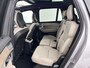 Volvo XC90 T8 Ultra Dark Executive Edition | 22" | Gelaagd & Getint Glas | Geintegreerd kinderzitje | Luchtvering | Geventileerd Nappa | Bowers & Wilkins | Stoelmassage | Panoramadak | Head-Up | 360 Camera | Matrix LED