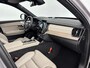 Volvo XC90 T8 Ultra Dark Executive Edition | 22" | Gelaagd & Getint Glas | Geintegreerd kinderzitje | Luchtvering | Geventileerd Nappa | Bowers & Wilkins | Stoelmassage | Panoramadak | Head-Up | 360 Camera | Matrix LED