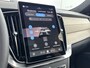 Volvo XC90 T8 Ultra Dark Executive Edition | 22" | Gelaagd & Getint Glas | Geintegreerd kinderzitje | Luchtvering | Geventileerd Nappa | Bowers & Wilkins | Stoelmassage | Panoramadak | Head-Up | 360 Camera | Matrix LED