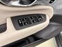 Volvo XC90 T8 Recharge Ultra Dark Excecutive Edition | 22" | Gelaagd & Getint Glas | Geintegreerd kinderzitje | Luchtvering | Geventileerd Nappa | Bowers & Wilkins | Stoelmassage | Panoramadak | Head-Up | 360 Camera | Matrix LED