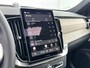 Volvo XC90 T8 Recharge Ultra Dark Excecutive Edition | 22" | Gelaagd & Getint Glas | Geintegreerd kinderzitje | Luchtvering | Geventileerd Nappa | Bowers & Wilkins | Stoelmassage | Panoramadak | Head-Up | 360 Camera | Matrix LED
