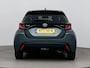 Toyota Yaris 1.5 Hybrid 115 Dynamic | Apple Carplay / Android Auto | Dodehoek detectie | Parkeersensoren voor/achter | Stoel-/stuurverwarming | Adaptive Cruise | Clima | Keyless | Camera | 16 inch