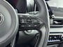 Toyota Yaris 1.5 Hybrid 115 Dynamic | Apple Carplay / Android Auto | Dodehoek detectie | Parkeersensoren voor/achter | Stoel-/stuurverwarming | Adaptive Cruise | Clima | Keyless | Camera | 16 inch
