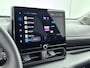 Toyota Yaris 1.5 Hybrid 115 Dynamic | Apple Carplay / Android Auto | Dodehoek detectie | Parkeersensoren voor/achter | Stoel-/stuurverwarming | Adaptive Cruise | Clima | Keyless | Camera | 16 inch