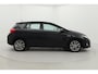Toyota Auris 1.8 Hybrid Executive | Trekhaak | Navigatie | Stoelverwarming | Parkeersensoren voor/achter | Keyless | Cruise Control | Clima | Camera | 17 inch | Bluetooth