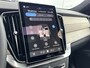 Volvo XC90 T8 Recharge Ultra Dark Excecutive | 22" | Gelaagd & Getint Glas | Luchtvering | Geventileerd Nappa | Bowers & Wilkins | Stoelmassage | Panoramadak | Head-Up | 360 Camera | Matrix LED