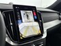Volvo XC90 T8 Ultra Black Edition Executive | 22" | Gelaagd & Getint Glas | Geintegreerd kinderzitje | Luchtvering | Geventileerd Nappa | Bowers & Wilkins | Stoelmassage | Panoramadak | Head-Up | 360 Camera | Matrix LED