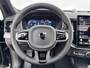 Volvo XC90 T8 Ultra Black Edition Executive | 22" | Gelaagd & Getint Glas | Geintegreerd kinderzitje | Luchtvering | Geventileerd Nappa | Bowers & Wilkins | Stoelmassage | Panoramadak | Head-Up | 360 Camera | Matrix LED