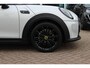 MINI Mini Electric Yours 33 kWh / Panoramadak / Leder / Keyless / 17'' / CarPlay / Navigatie / Stuur+Stoelverwarming / Cruise Control / LED Koplampen