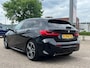 BMW 1-Serie 118i Executive M-Sport | 18inch Lmv | PanoramaDak | M-pakket | Camera | Carplay |