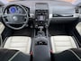 Volkswagen Touareg 4.2 V8 | LIMITED EDITION! | TREKHAAK!