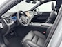 Volvo XC60 T8 Recharge Ultra Dark Executive | 22" | Getint & Gelamineerd Glas | Alarmklasse 3 | Black Edition Interieur | Luchtvering | Bowers & Wilkins | Geventileerd Nappa | Massagestoelen | Head-Up | 360 Camera | Elektr. verst. Stoelen | Full LED