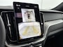 Volvo XC60 T8 Recharge Ultra Dark Executive | 22" | Getint & Gelamineerd Glas | Alarmklasse 3 | Black Edition Interieur | Luchtvering | Bowers & Wilkins | Geventileerd Nappa | Massagestoelen | Head-Up | 360 Camera | Elektr. verst. Stoelen | Full LED