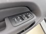 Volvo XC60 T8 Recharge Ultra Dark Executive | 22" | Getint & Gelamineerd Glas | Alarmklasse 3 | Black Edition Interieur | Luchtvering | Bowers & Wilkins | Geventileerd Nappa | Massagestoelen | Head-Up | 360 Camera | Elektr. verst. Stoelen | Full LED