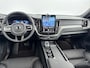 Volvo XC60 T8 Recharge Ultra Dark Executive | 22" | Getint & Gelamineerd Glas | Alarmklasse 3 | Black Edition Interieur | Luchtvering | Bowers & Wilkins | Geventileerd Nappa | Massagestoelen | Head-Up | 360 Camera | Elektr. verst. Stoelen | Full LED