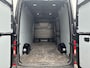 Volkswagen Crafter 30 2.0 TDI 140pk DSG L3H3 Highline · Camera · Cruise Control · Trekhaak · P-Sensoren · Apple/Android Car Play · 3 Zitplaatsen · Garantie t/m 04-09-2028 of 120.000km