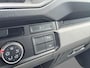 Volkswagen Crafter 30 2.0 TDI 140pk DSG L3H3 Highline · Camera · Cruise Control · Trekhaak · P-Sensoren · Apple/Android Car Play · 3 Zitplaatsen · Garantie t/m 04-09-2028 of 120.000km