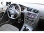 Volkswagen Golf 1.2 TSI Highline | Stoelverwarming | Camera | Navigatie | Keyless go/start | Clima / Cruise control | PDC |