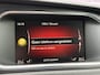 Volvo V40 2.0 T4 Business Sport | Automaat | Stoelverwarming | Parkeersensoren | High Performance Audio | Navigatie | Bluetooth | Cruise control | Climate control | Half lederen bekleding | Regensensor |