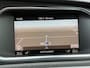 Volvo V40 2.0 T4 Business Sport | Automaat | Stoelverwarming | Parkeersensoren | High Performance Audio | Navigatie | Bluetooth | Cruise control | Climate control | Half lederen bekleding | Regensensor |