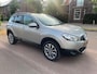 Nissan Qashqai 2.0 Tekna / Automaat / Pano / navi / 360 / trekhaak / zeer mooi