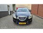Lancia Delta 1.4 M.air Hard Black, pano
