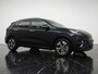Kia Niro EV e-Niro 64kWh ExecutiveLine (SOH 100%) - Lederen bekleding - Stoel- en stuurverwarming - Navigatie - Camera - JBL - 12 maanden garantie