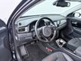 Kia Niro EV e-Niro 64kWh ExecutiveLine (SOH 100%) - Lederen bekleding - Stoel- en stuurverwarming - Navigatie - Camera - JBL - 12 maanden garantie