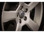 Volvo V70 R-design 2.5T R-Design | TREKHAAK | ACHTERBANKVERWARMING | LEDER | 18"