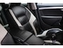 Volvo V70 R-design 2.5T R-Design | TREKHAAK | ACHTERBANKVERWARMING | LEDER | 18"