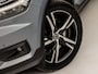Volvo XC40 1.5 T5 Recharge R-Design 262Pk Automaat (PANORAMADAK, APPLE CARPLAY, GROOT NAVI, LEDER/ALCANTARA, CAMERA, SPORTSTOELEN, KEYLESS, ELEK ACHTERKLEP, NIEUWSTAAT)