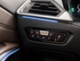 BMW 3-Serie 330e High Executive 252Pk Automaat (SCHUIFDAK, DEALER ONDERHOUDEN, APPLE CARPLAY, GROOT NAVI, CAMERA, GETINT GLAS, BRUIN LEDER, SPORTSTOELEN, STUUR/STOELVERWARMING, SFEERVERLICHTING, NIEUWSTAAT)